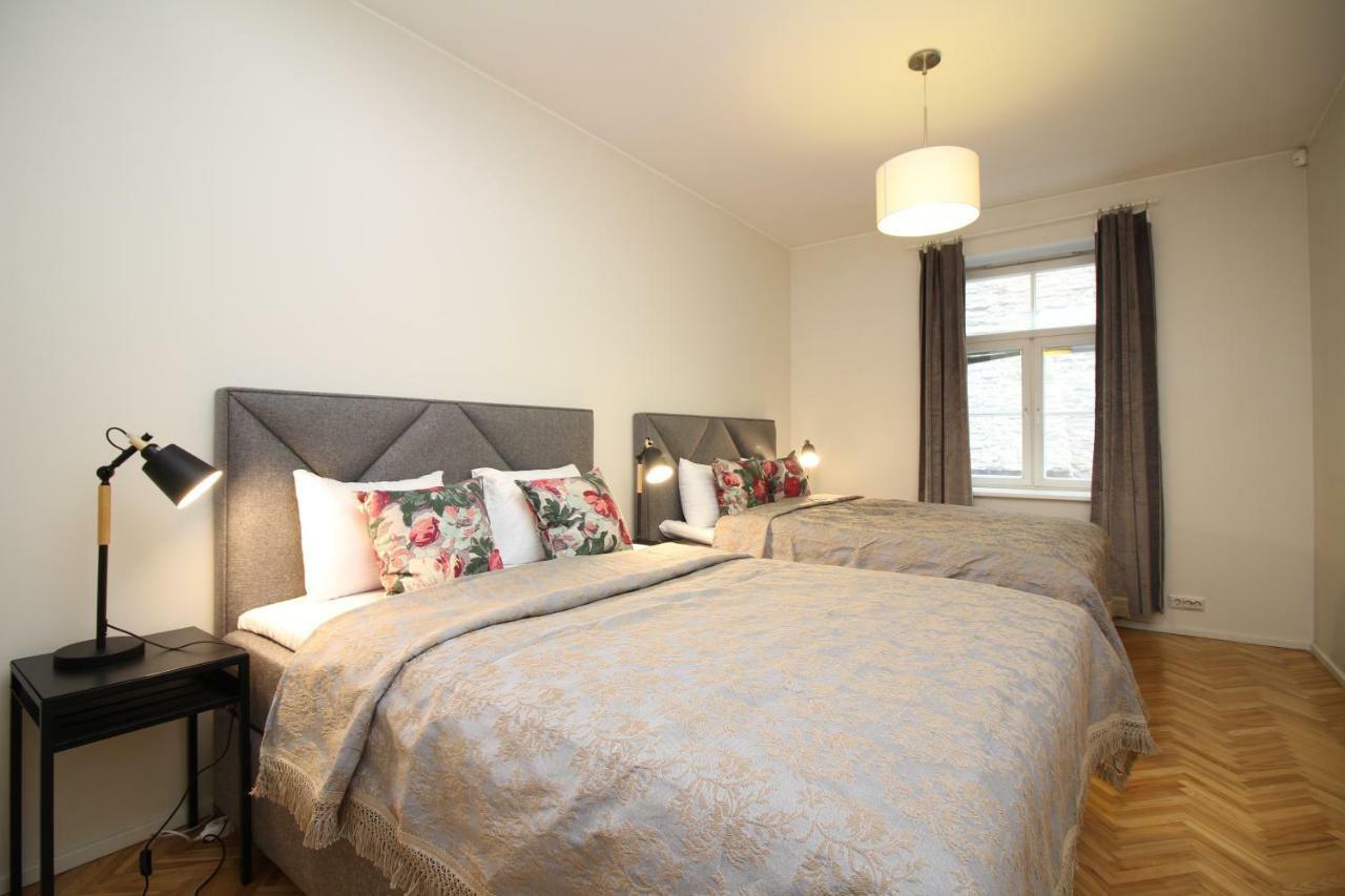 Tallinn City Apartments 4 Bedroom With Sauna And 2 Bathroom Buitenkant foto